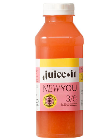 New You 3/6 - Sticlă cu suc natural Juiceit New You 3/6, preparat din grapefruit, mentă și ananas. O combinație răcoritoare și revitalizantă.